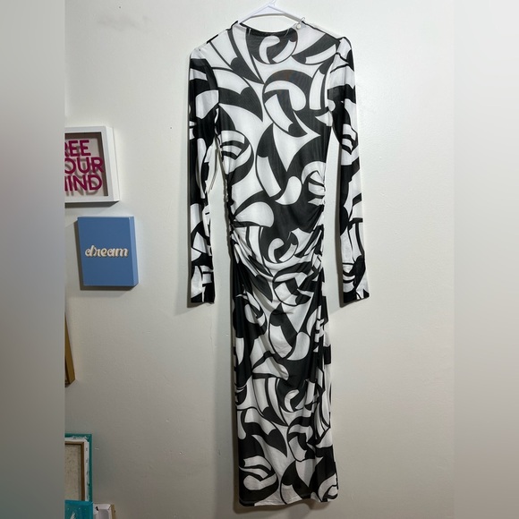 Farm Rio Long-Sleeve Mock-Neck Mesh Slim Midi Dress - Picture 5 of 7